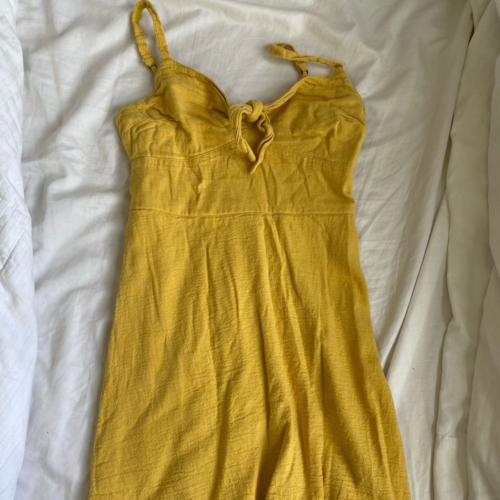 🌼mini yellow hollister summer dress!